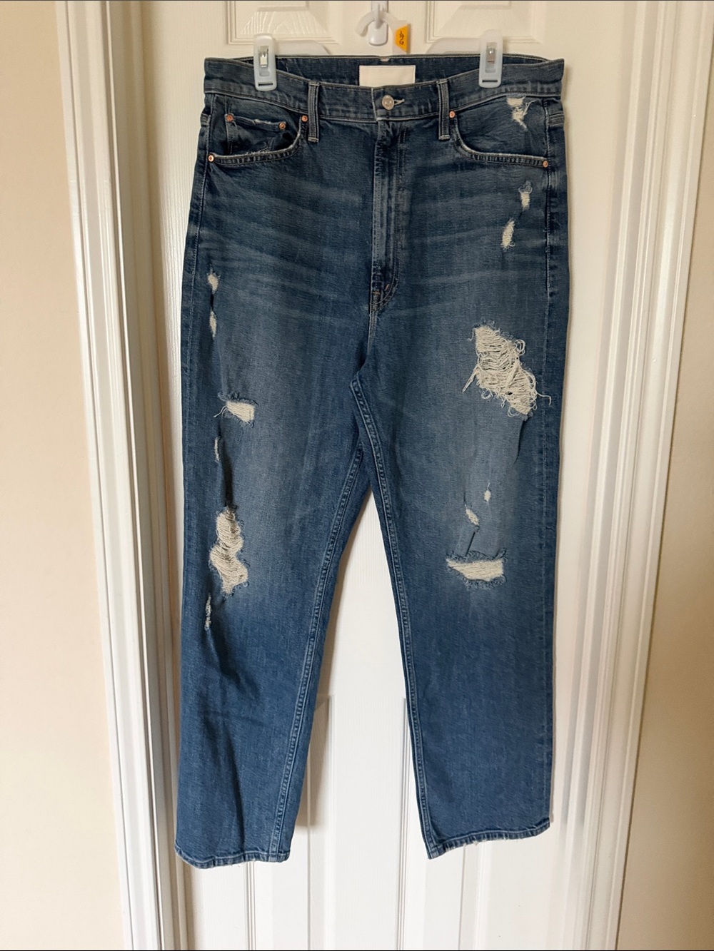 MOTHER High-Rise Distressed Blue Jeans